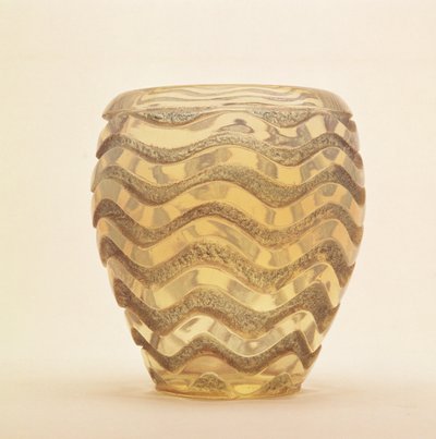 Vase lourd moulé avec motif de vagues en relief poli par Lalique, vers 1902 - Rene Jules Lalique