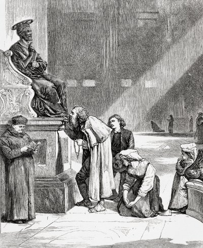 Personnes embrassant les pieds de la statue de Saint Pierre à l