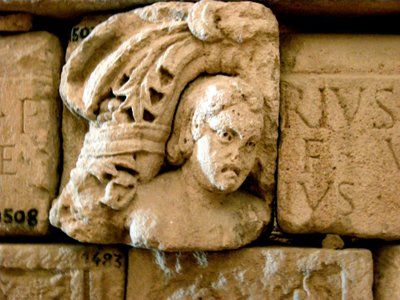 Tête, fragment de sarcophage, vers 1er siècle - Roman