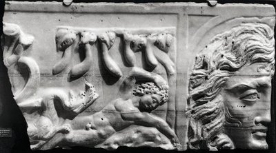 Relief représentant Jonas et la baleine, de la catacombe de Sainte-Priscille, Rome - Roman