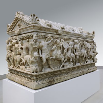 Sarcophage représentant une bataille entre soldats et Amazones, 140-170 AD - Roman