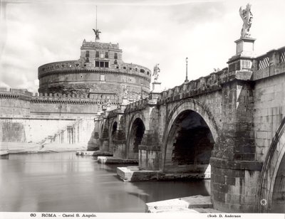 Vue du château et du pont, construit 135-39 ap. J.-C., vu des rives du Tibre - Roman