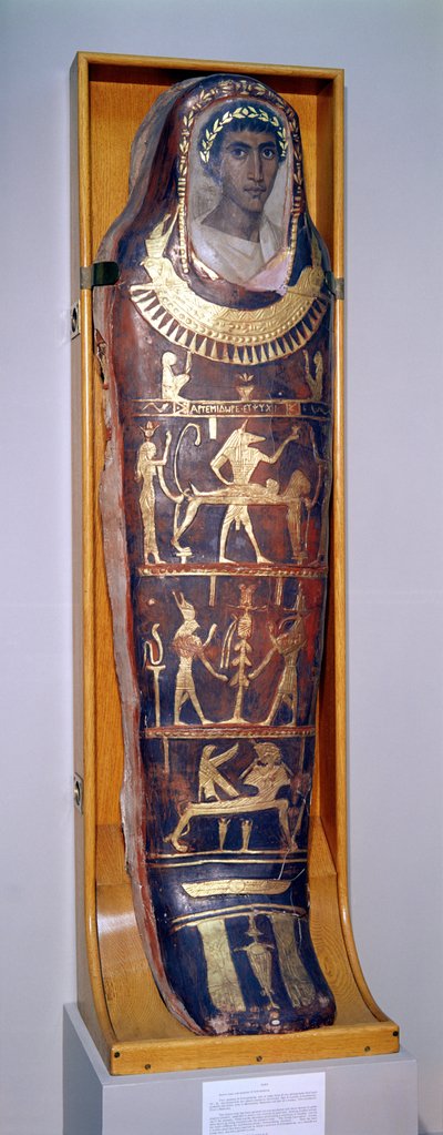 Cercueil peint et doré d