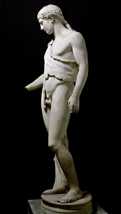 Statue représentant Dionysos (Bacchus). Sculpture en marbre d