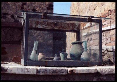 Vaisseaux au carrefour entre le cardo V et le decumanus inférieur, 5ème siècle avant J.-C. - 1er siècle après J.-C. - Roman Roman