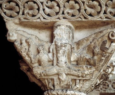 Chapiteau représentant saint Pierre sur sa croix - Romanesque