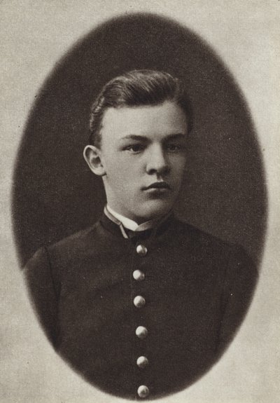 Lénine diplômé du Gymnasium, Simbirsk, 1887 - Russian Photographer