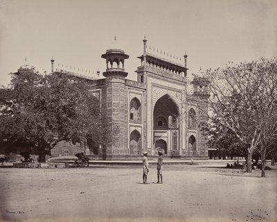 Agra. La porte des jardins entourant le Taj Mahal - Samuel Bourne