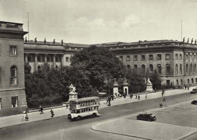 Berlin : Universität - Sasha Stone