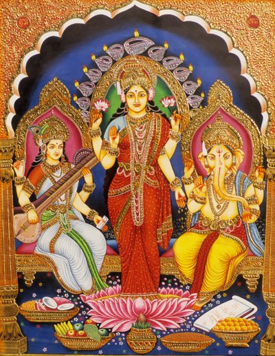 Seigneur Ganesh avec Laxmi et Saraswati Peinture miniature sur papier avec dorure en relief Inde - School Indian