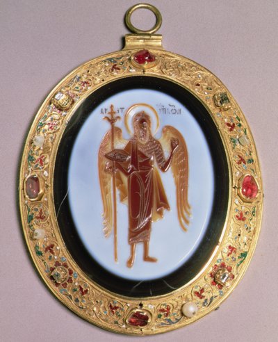 Panagia, sardonyx sculpté monté en or serti de perles et de bijoux avec décoration en filigrane et émail, Moscou, milieu du 16ème siècle - School Russian