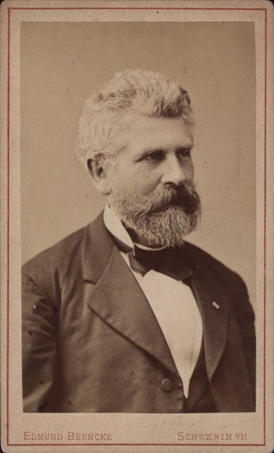 Portrait du violoncelliste et compositeur Georg Goltermann 1824-1898, vers 1880 - Schwerin . Photo studio Edmund Behncke