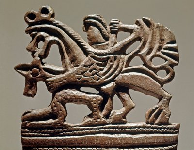 Apollon sur un griffon - 4e siècle av. J.-C. - Ornement de réservoir en bronze - Musée de l