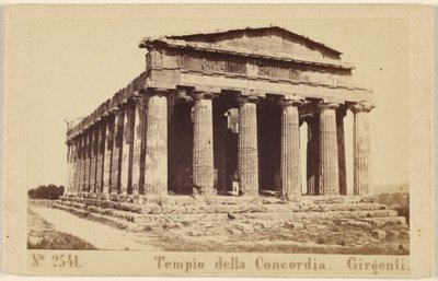 Temple de la Concorde. Girgenti. - Sommer and Behles