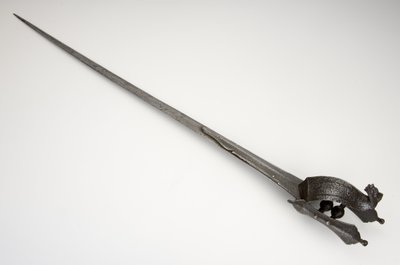 Pata, épée-gantelet - South Indian School