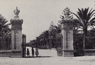 Cadix : Entrée du parc Genovés (photo n/b) - Spanish Photographer