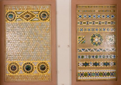 Mosaïque en verre Tiffany, gauche : pour la Citizens Bank, Ohio, droite : pour la First National Bank - Studios Tiffany