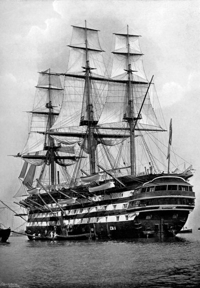 Le navire-école HMS St Vincent à Portsmouth, Hampshire, 1896 - Symonds and Co