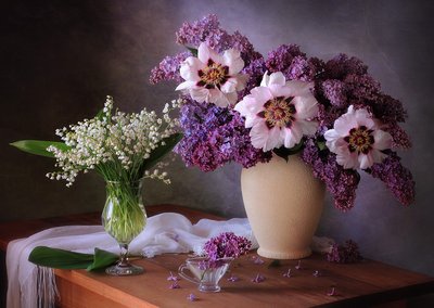 Lilas et pivoines de printemps - Tatyana Skorokhod