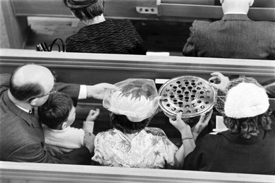 Le vin est passé pendant la communion lors d
