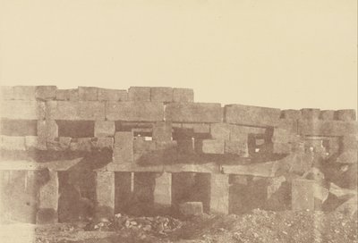 Vue rapprochée de la promenade couverte de Thoutmès III, Karnak - Théodule Devéria