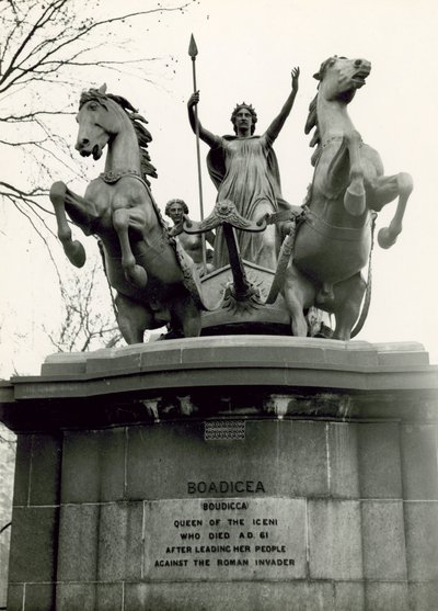 Boadicée et ses filles, groupe sculptural en bronze, 1885 - Thomas Thornycroft