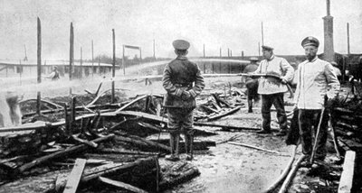 Un camp de prisonniers endommagé par le feu en Allemagne, Première Guerre mondiale, 1915 - Unbekannt