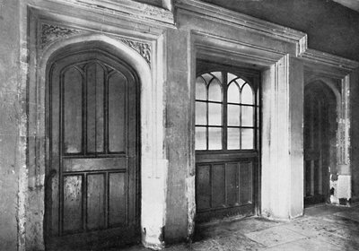 Charterhouse. Portes menant du passage-écran de la salle à la cuisine et aux bureaux, 192 - Unbekannt