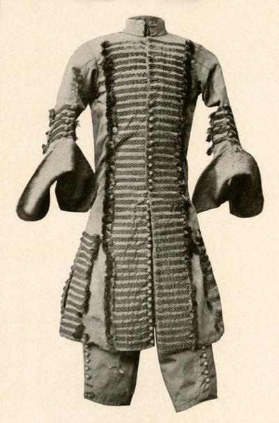 Manteau et culottes en soie ornés de galons fantaisie, c1680, 1937 - Unbekannt