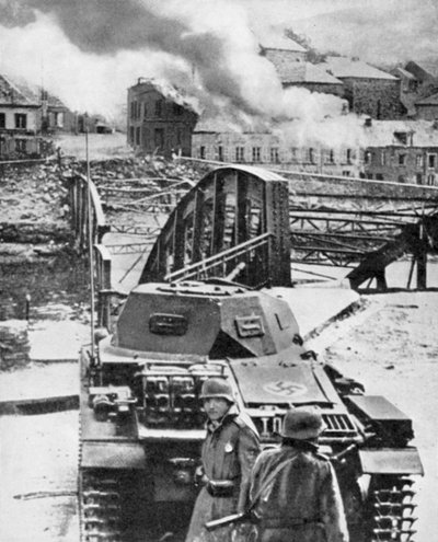 Destruction du pont sur la Meuse par les Belges pour arrêter l