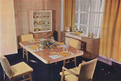 Groupe de salle à manger en érable à œil d