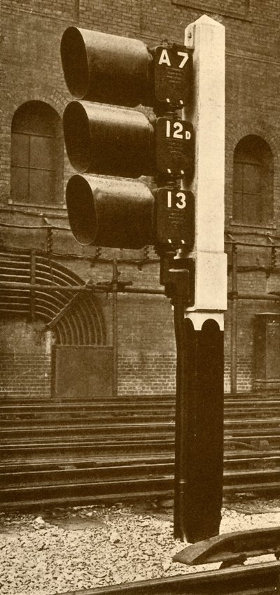 Lampes électriques de signalisation, avec abat-jour pour usage diurne, à la station Baker Street, Metropolitan Railway, 193 - Unbekannt