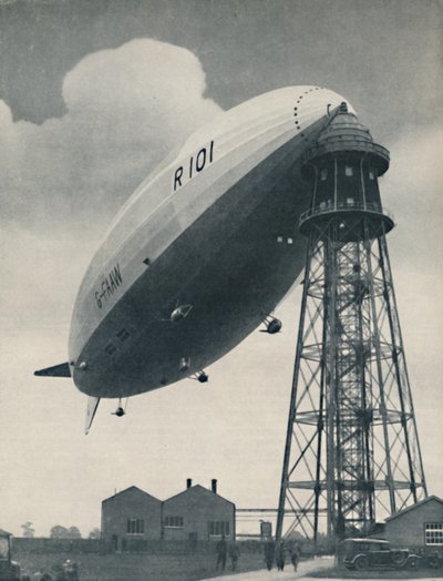 Flottant à la tête du mât, Une puissante enveloppe de pouvoir invisible, vers 1935 - Unbekannt