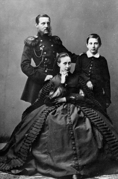 Grand-duc Constantin Nikolaïevitch de Russie avec sa femme et un de leurs fils, 1860 - Unbekannt