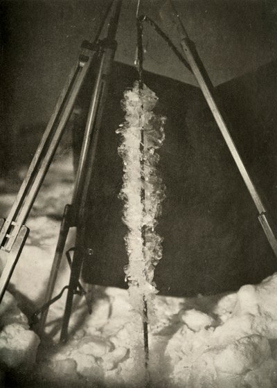 Cristaux de glace formés sur la ligne d