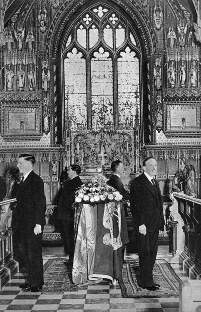 Le roi George V en état, église Sainte-Marie-Madeleine, Sandringham, Norfolk, janvier 1936 - Unbekannt
