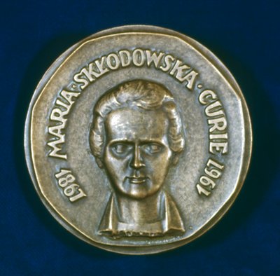 Médaille commémorative de Marie Sklodowska Curie, physicienne franco-polonaise, 1967 - Unbekannt
