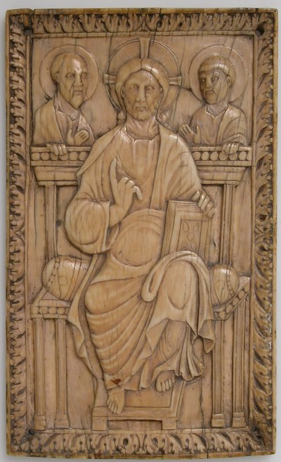 Plaque avec le Christ en trône avec deux apôtres, carolingien, 850-875 - Unbekannt