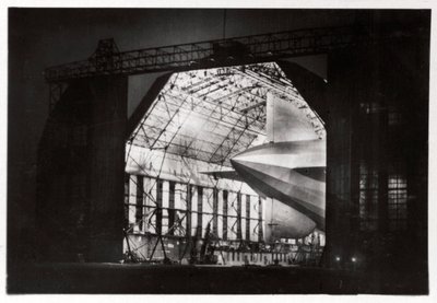 Préparations pour un vol de nuit, Zeppelin LZ 127 Graf Zeppelin, 1933 - Unbekannt