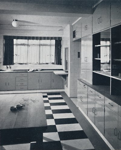 R. W. Symonds et partenaire, L. & A.R.I.B.A. - Cuisine : Équipements cellulaires couleur mastic, inox - Unbekannt