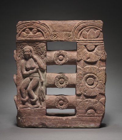 Section de balustrade monolithique avec baigneur et médaillons de lotus, vers 150-250 - Unbekannt
