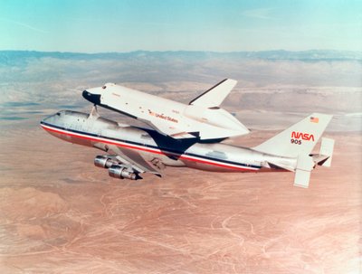 Navette spatiale montée sur un avion Boeing 747, 1977 - Unbekannt