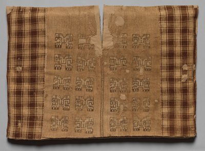 Tunique avec des animaux de profil et des damiers, 700 av. J.-C.-650 apr. J.-C. - Unbekannt