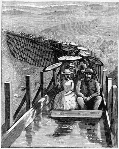 Aqueduc à San Diego, Californie, utilisé comme moyen de transport pour les touristes - Unbekannt