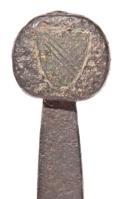 (détail) épée médiévale tardive avec lame viking antérieure et armoiries de la famille De Bohun - Unbekannt