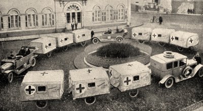 Train ambulance allemand tiré par des voitures - Unbekannt