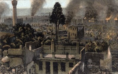 Grèce, Salonique (ou Thessalonique) : vue de la ville haute partiellement brûlée, probablement lors de l