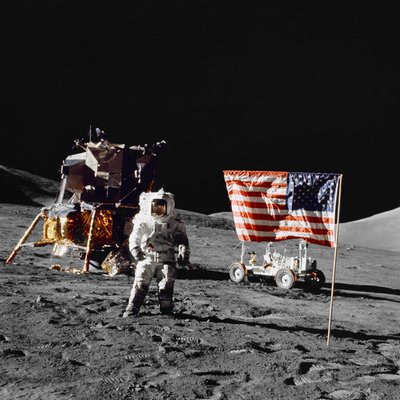 Harrison H Schmitt sur la surface lunaire lors de la mission Apollo 17 - Unbekannt