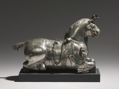 Vase à boire en forme de cheval, 200-325 - Unbekannt