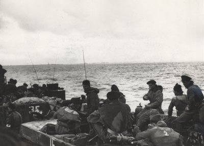 Marines du 41e Commando (RM) à bord du LCT 532, approchant Westkapelle lors des débarquements à Walcheren, Pays-Bas - Unbekannt